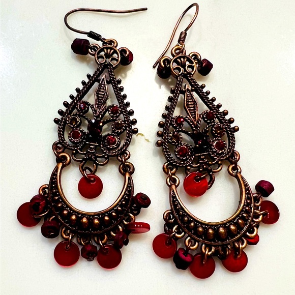 Jewelry - Red and bronze fashionable and festive earrings
